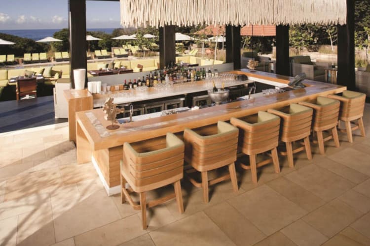 Makhaza Bar at Beach Club interior seating